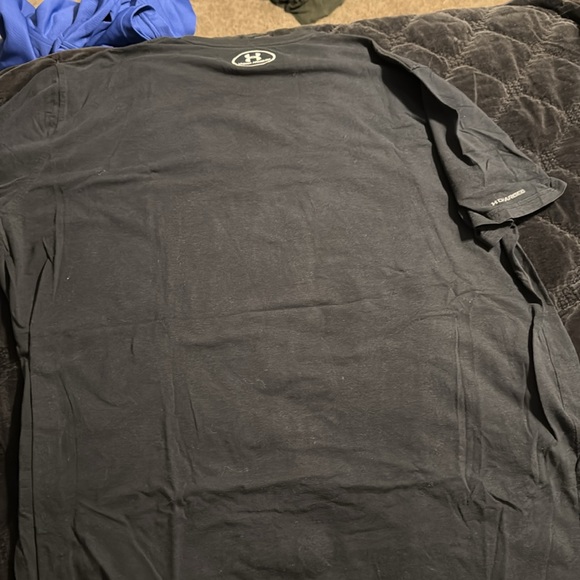 Under Armour, black with white T-shirt size XXL. - Picture 6 of 6